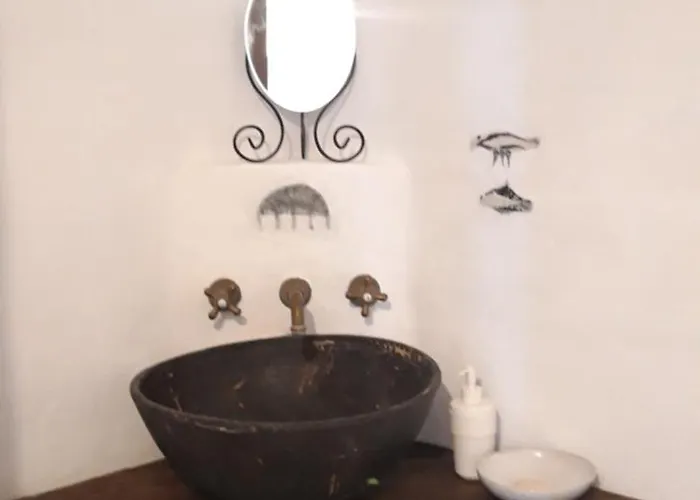 Ancient Medieval Chapel 别墅