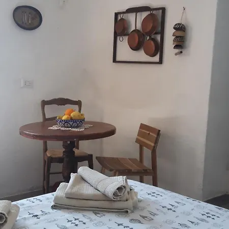 Ancient Medieval Chapel * אמאלפי