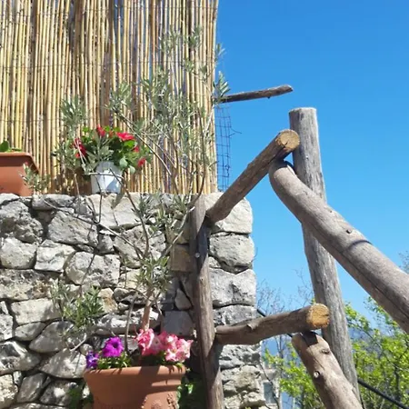 וילה Ancient Medieval Chapel