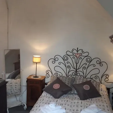 Ancient Medieval Chapel וילה אמאלפי