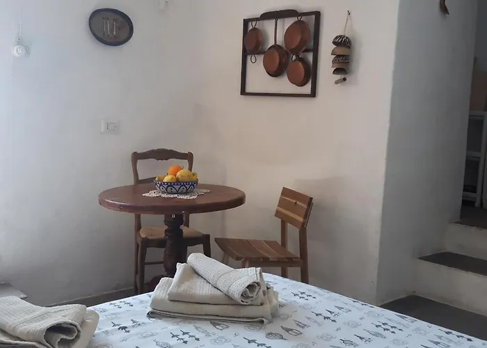 Ancient Medieval Chapel * Amalfi